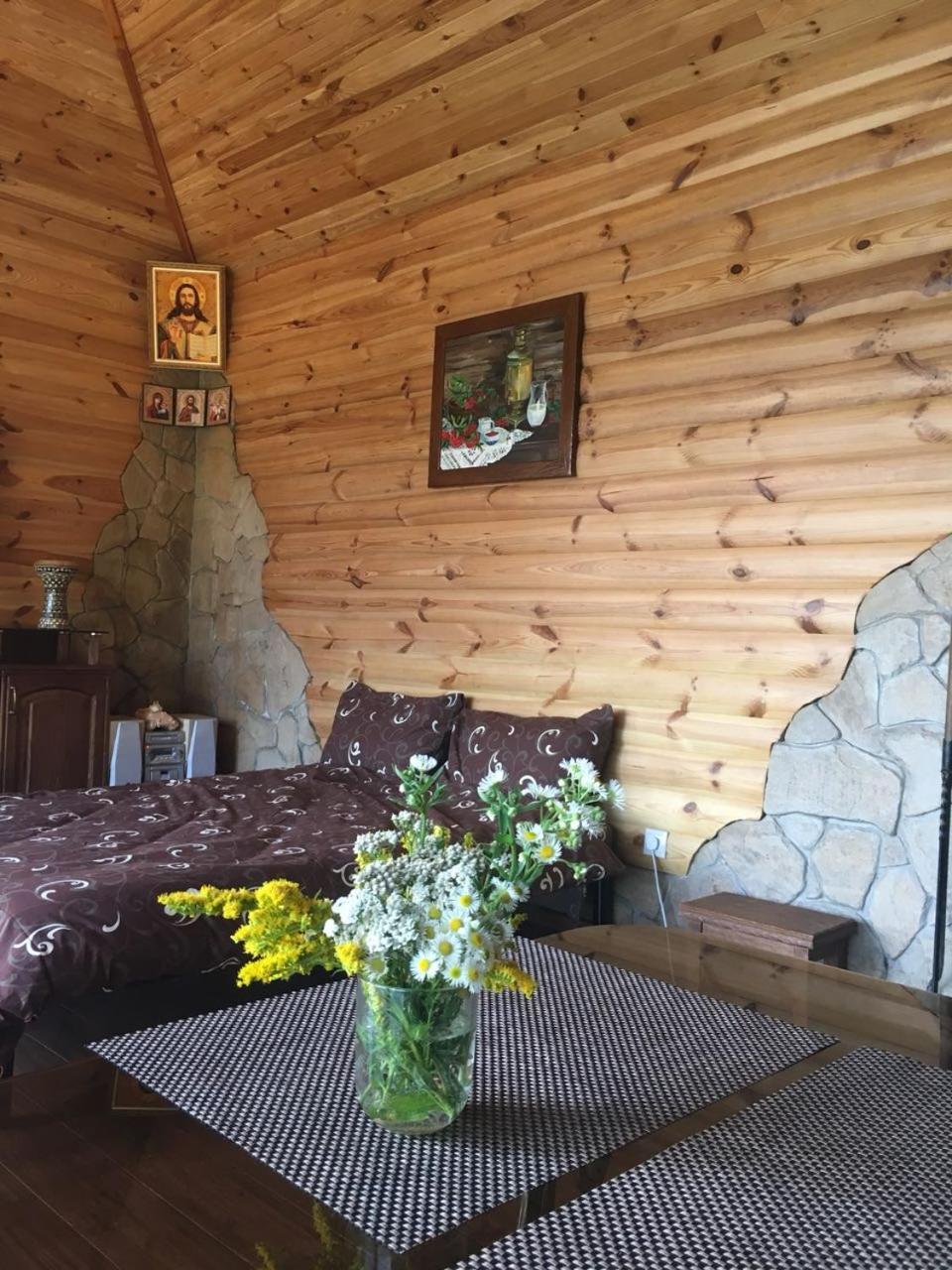 Диброва Dibrova  Bagian luar foto